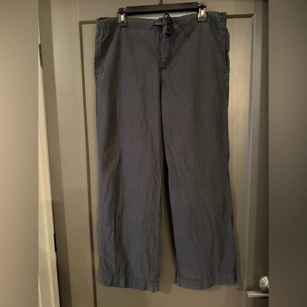 Banana Republic Casual Wide Leg Snap Pinstripe Pants size Small